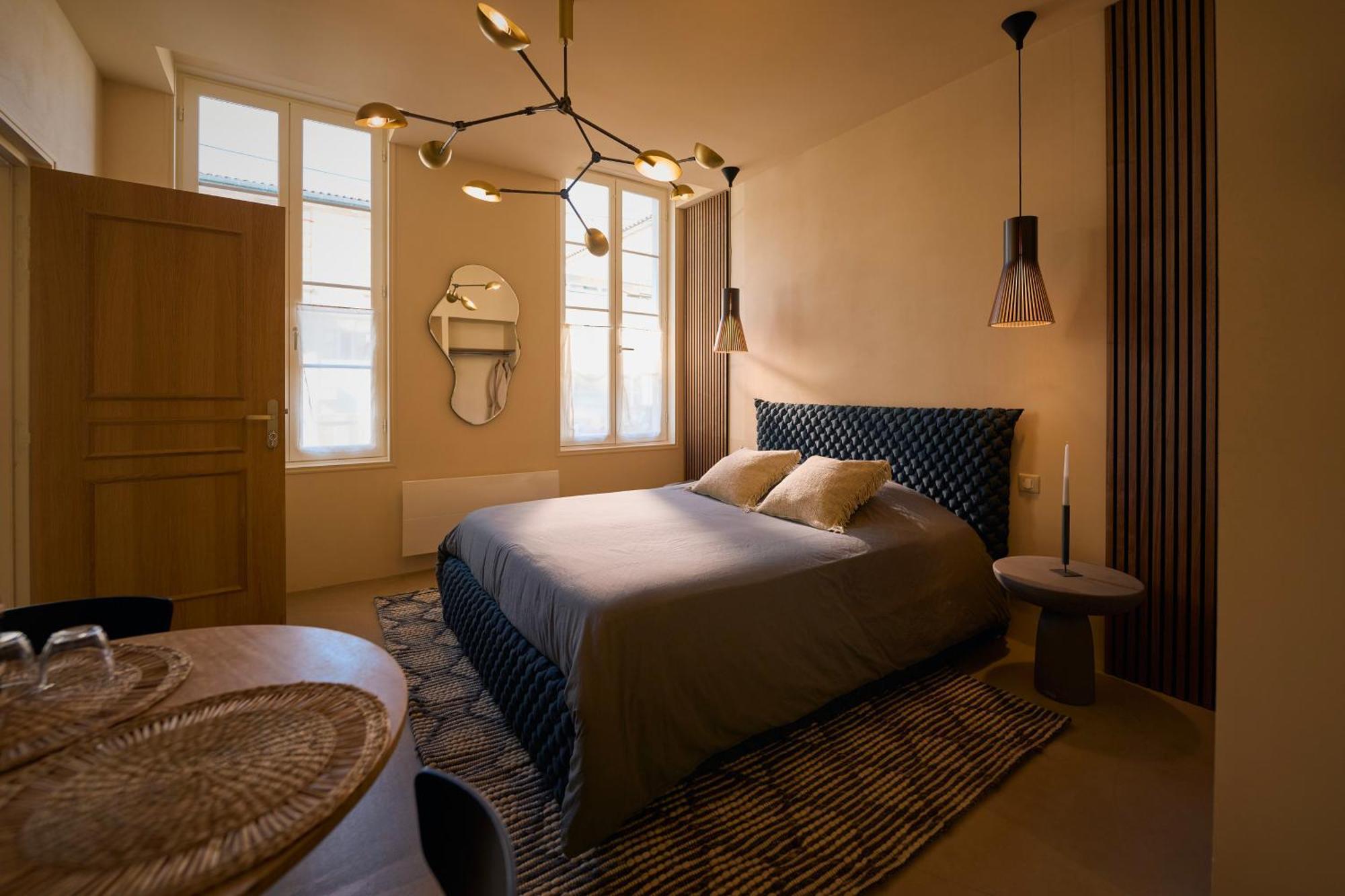 Suite Atypique - Jacuzzi Privatif En Centre Ville De Cognac Kültér fotó